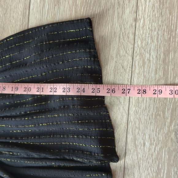 Torrid Top size 0 - Picture 6 of 6